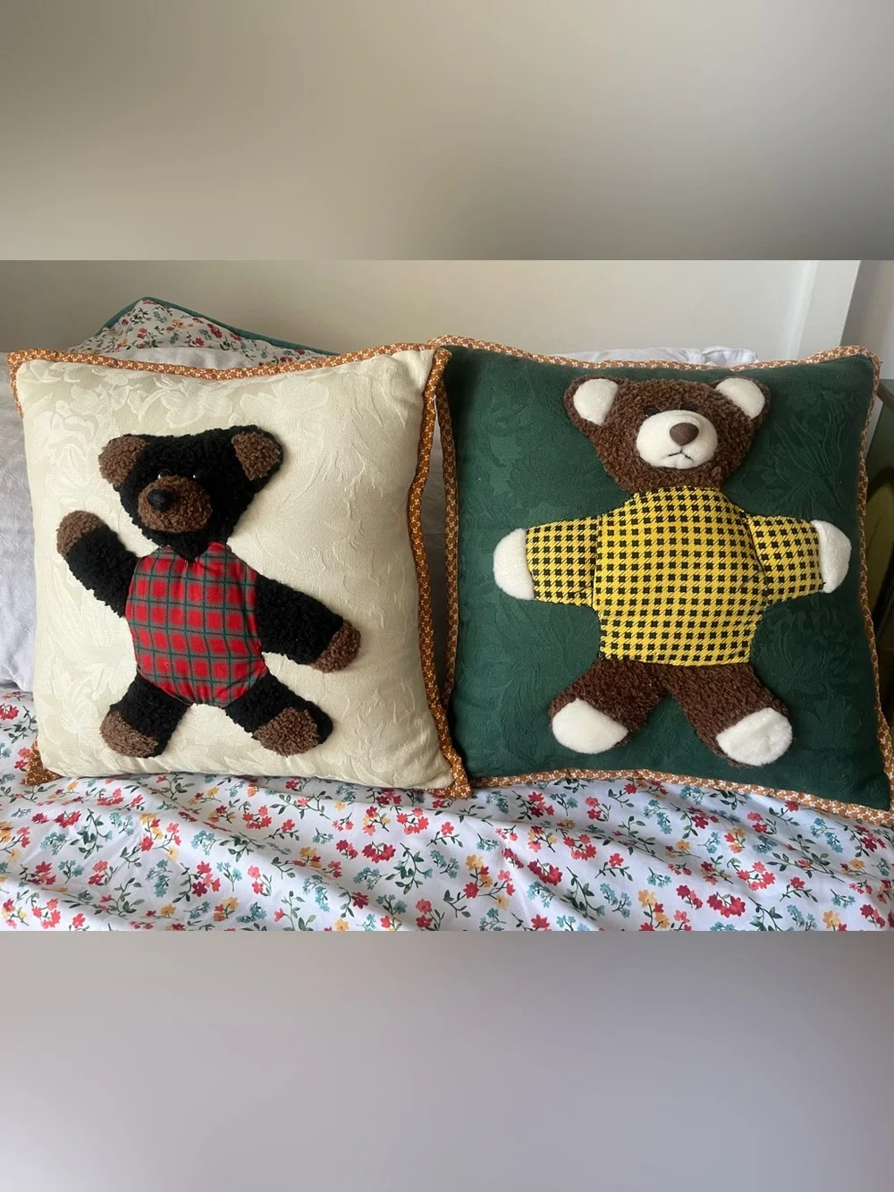 3D Vintage Cracker Barrel 90s holiday bear Throw Pillow Set in Green and Cream